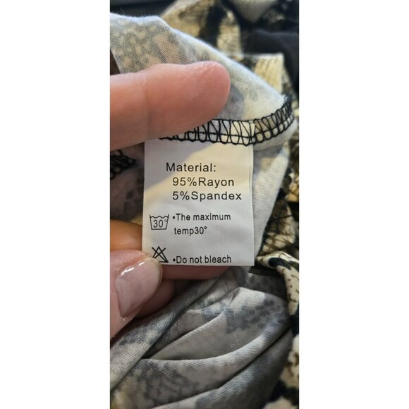 Women's Size Medium Dress Maxi Long Sleeve Snake Skin Pattern Black Cream Tan - Picture 4 of 5